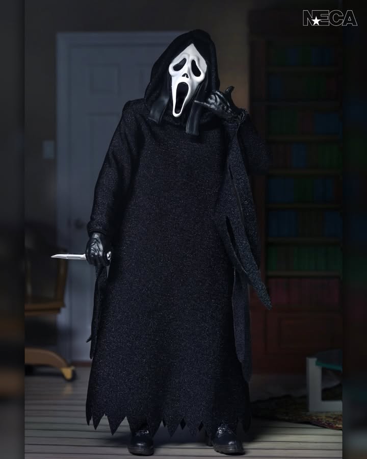 NECA presenta Ultimate Ghost Face Returns – 7” Scale Action Figure