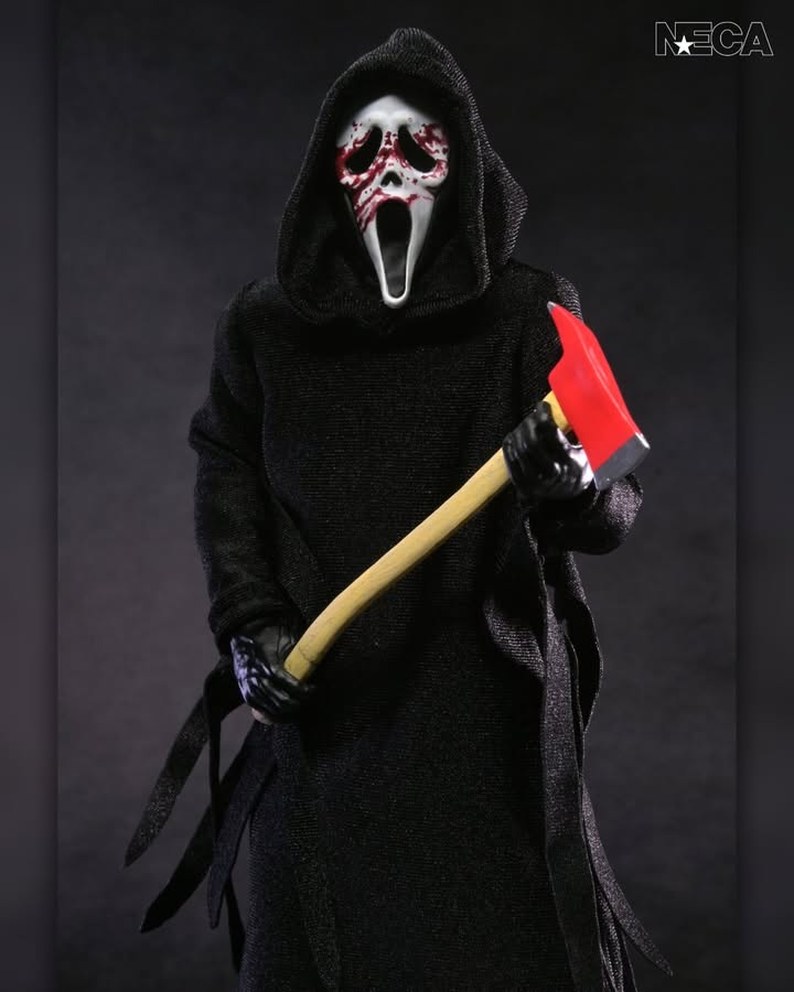 NECA presenta Ultimate Ghost Face Returns – 7” Scale Action Figure